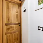 Проживание в семье Eye House 1873