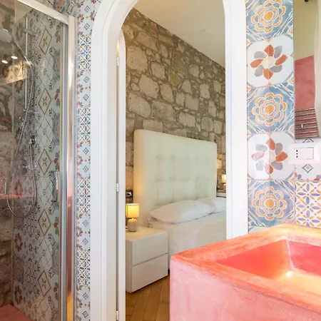 Eye House 1873 Homestay