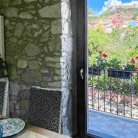 Eye House 1873 * Bosa