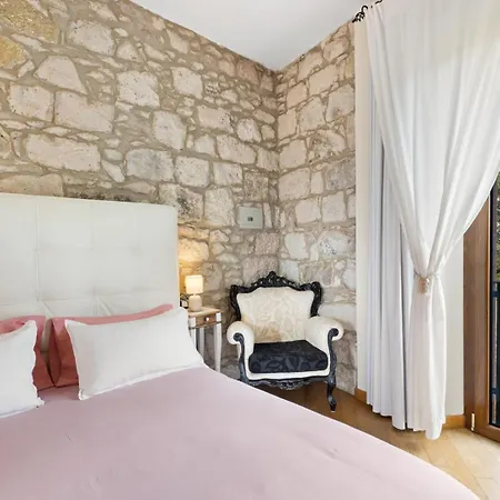 Homestay Eye House 1873 Bosa